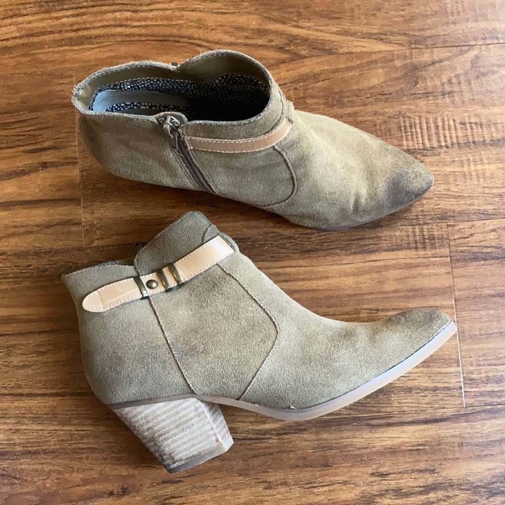 Anthropologie Seychelles heeled ankle boots size 8